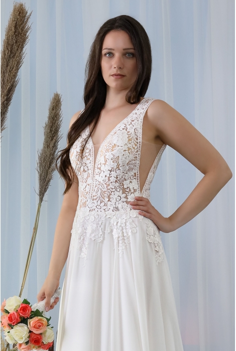 Hochzeitskleid für braut von Schantal, Kollektion Butterfly, Modell 28411. Foto 2
