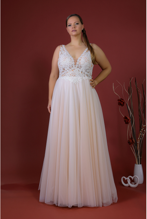 Hochzeitskleid für braut von Schantal, Kollektion Queen XXL, Modell 52003. Foto 2