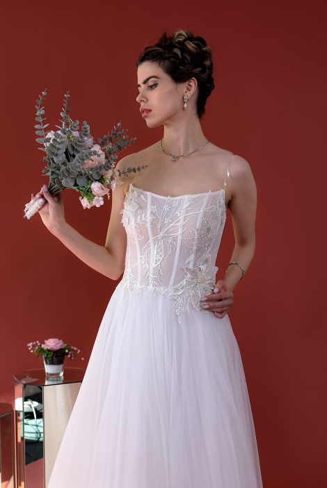Hochzeitskleid für braut von Schantal, Kollektion Kiara, Modell 52005. Foto 3