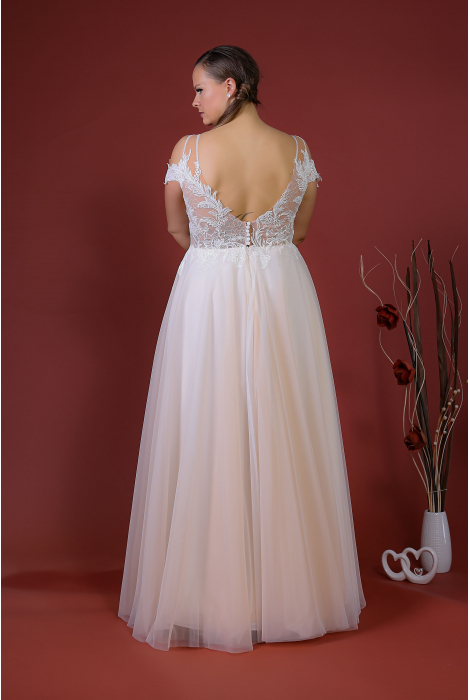 Hochzeitskleid für braut von Schantal, Kollektion Queen XXL, Modell 52006. Foto 5