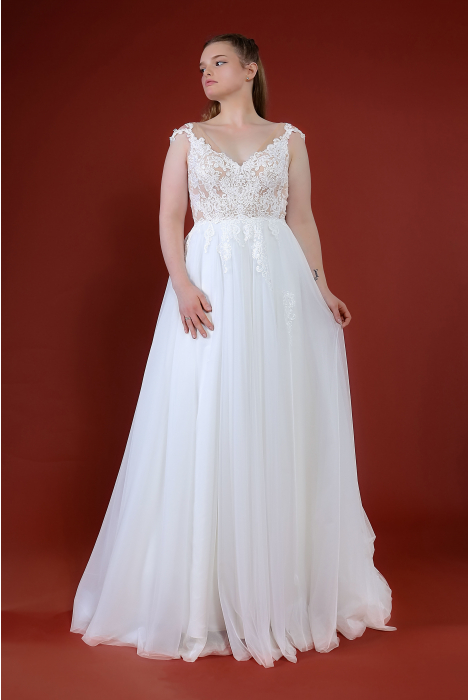 Hochzeitskleid für braut von Schantal, Kollektion Queen XXL, Modell 52007. Foto 4