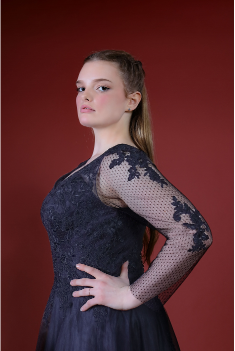 Hochzeitskleid für braut von Schantal, Kollektion Queen XXL, Modell 52013. Foto 3