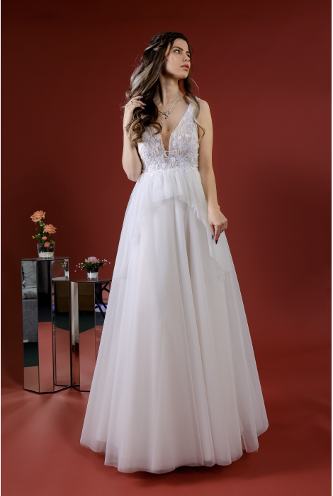 Hochzeitskleid für braut von Schantal, Kollektion Kiara, Modell 52017. Foto 3