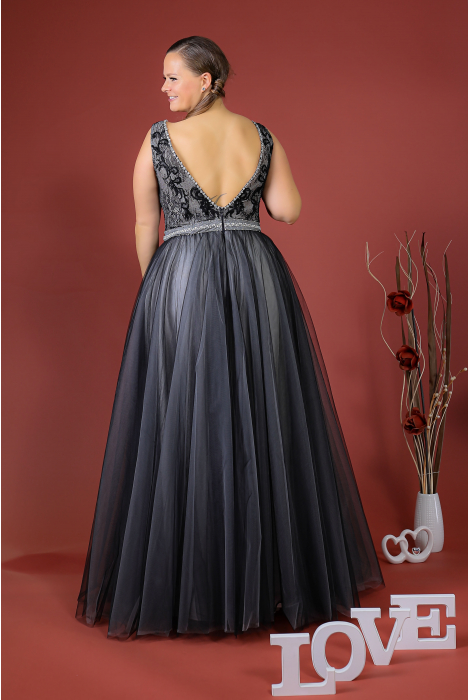 Hochzeitskleid für braut von Schantal, Kollektion Queen XXL, Modell 52018. Foto 6