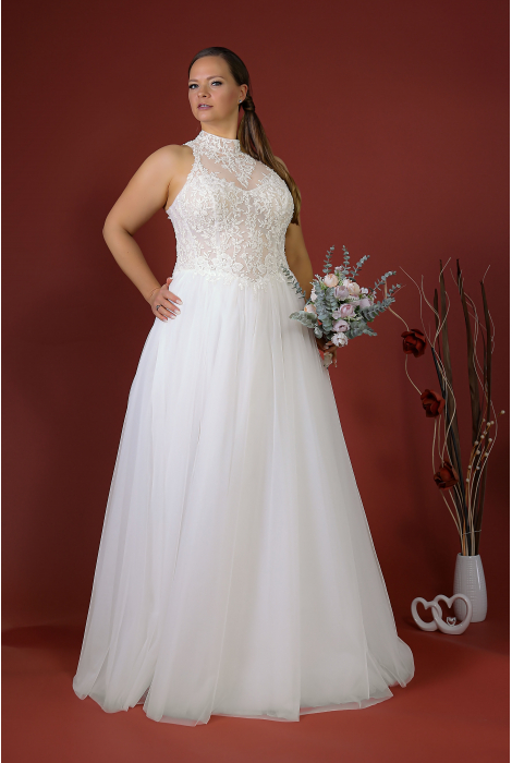 Hochzeitskleid für braut von Schantal, Kollektion Queen XXL, Modell 52024. Foto 5