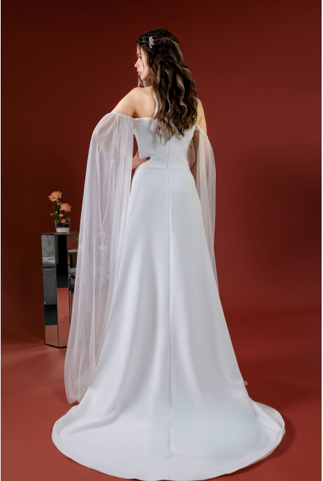 Hochzeitskleid für braut von Schantal, Kollektion Kiara, Modell 52030. Foto 4