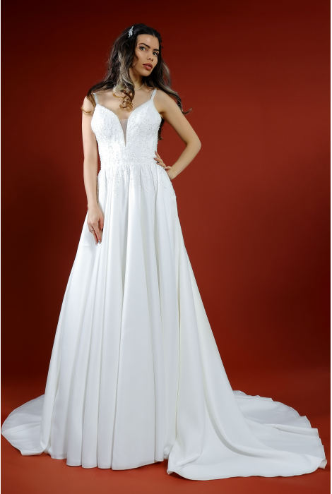 Hochzeitskleid für braut von Schantal, Kollektion Kiara, Modell 52035. Foto 3