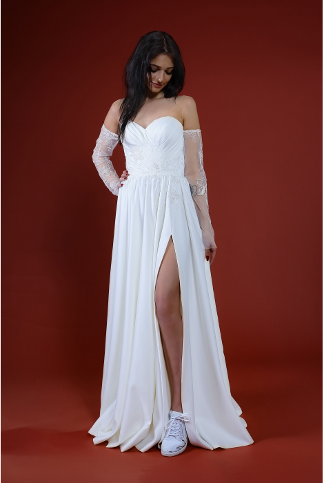 Hochzeitskleid für braut von Schantal, Kollektion Kiara, Modell 52039. Foto 6