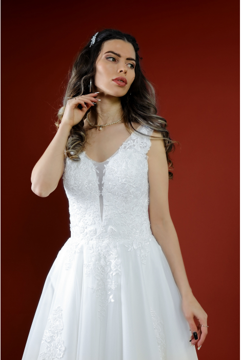 Hochzeitskleid für braut von Schantal, Kollektion Kiara, Modell 52049. Foto 2