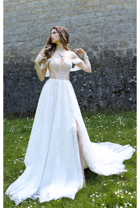 Hochzeitskleid für braut von Schantal, Kollektion Butterfly, Modell 52073. Foto 1
