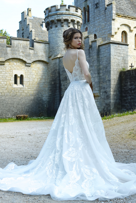 Hochzeitskleid für braut von Schantal, Kollektion Butterfly, Modell 52074. Foto 2