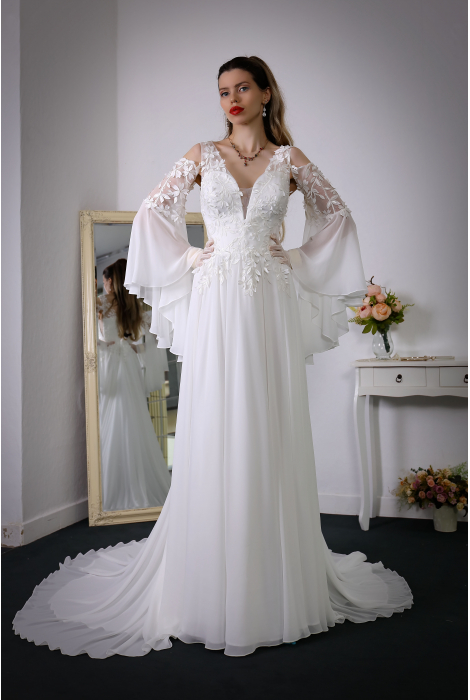 Hochzeitskleid für braut von Schantal, Kollektion Butterfly, Modell 52104. Foto 1