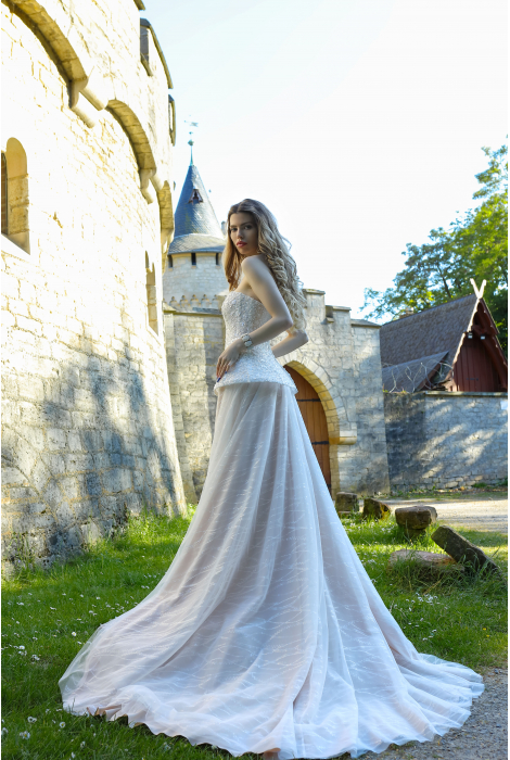 Hochzeitskleid für braut von Schantal, Kollektion Butterfly, Modell Rock 3300-02. Foto 3