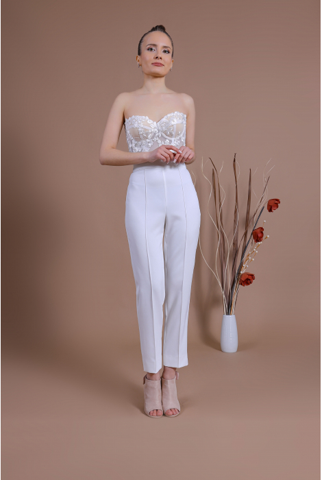 Hochzeitskleid für braut von Schantal, Kollektion Traum, Modell TOP 2200 - 22 /  Hose 2200 - 26. Foto 4