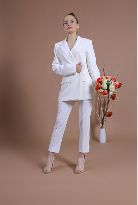 Hochzeitskleid für braut von Schantal, Kollektion Traum, Modell VA - 1743 Blazer. Foto 2