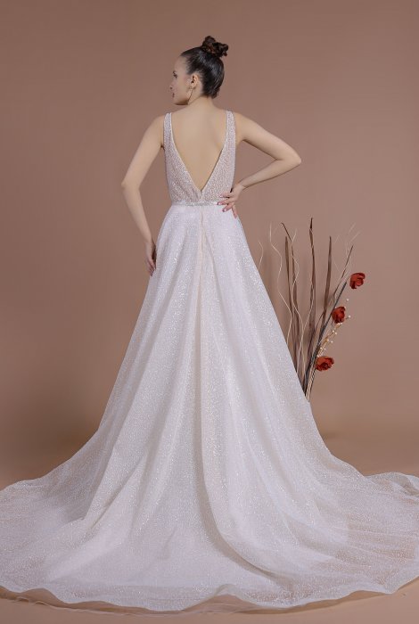 Hochzeitskleid für braut von Schantal, Kollektion Traum, Modell VA - 1750. Foto 5