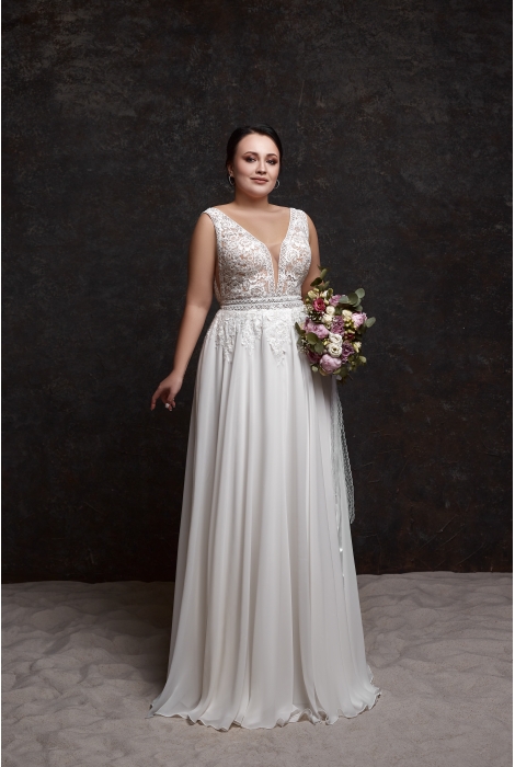 Hochzeitskleid für braut von Schantal, Kollektion Queen XXL, Modell 28071. Foto 1
