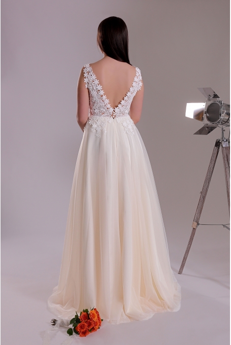 Hochzeitskleid für braut von Schantal, Kollektion Butterfly, Modell 2201 - 2. Foto 4