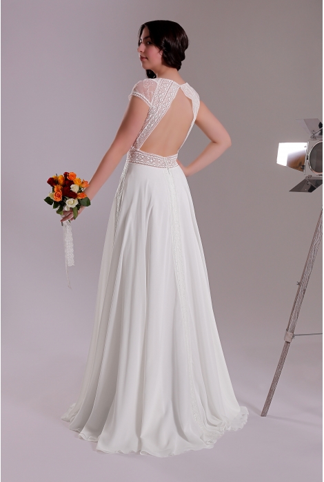 Hochzeitskleid für braut von Schantal, Kollektion Butterfly, Modell 2207. Foto 4