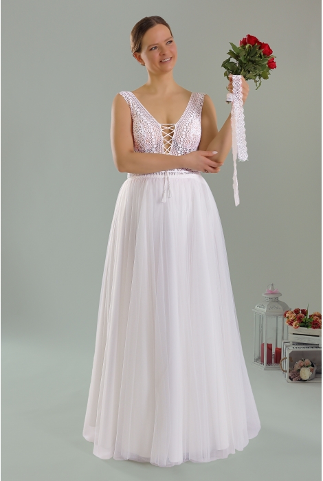 Hochzeitskleid für braut von Schantal, Kollektion Queen XXL, Modell 28074 - 3 XXL. Foto 1