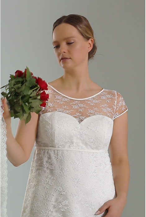 Hochzeitskleid für braut von Schantal, Kollektion Sale, Modell VA 1724. Foto 2
